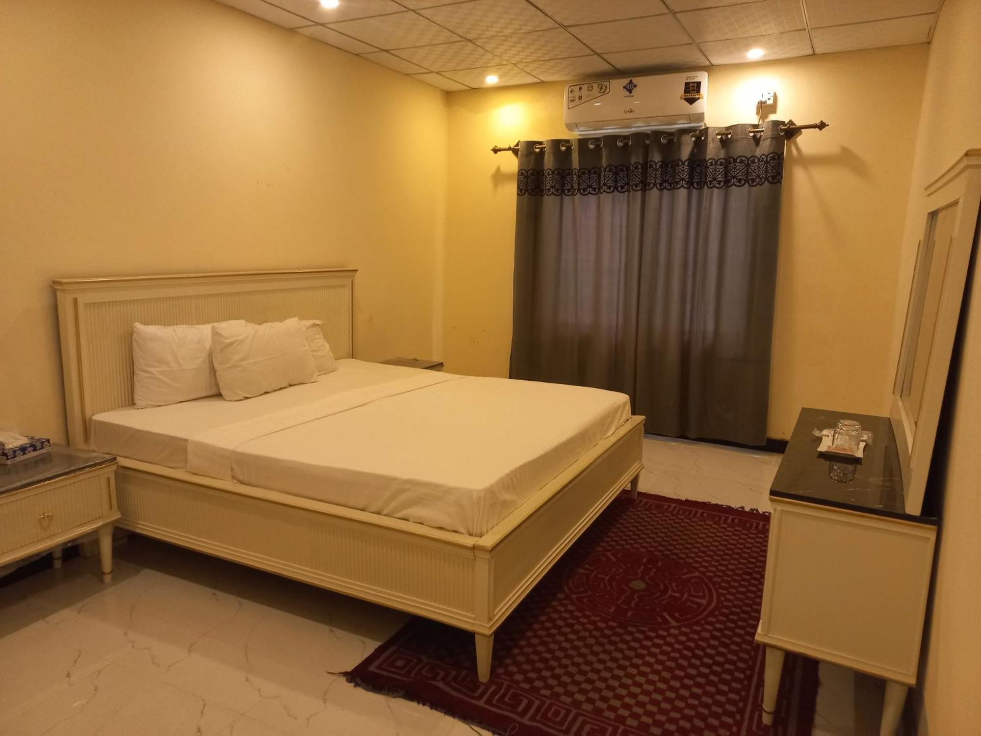 Travel Inn Islamabad Exterior photo